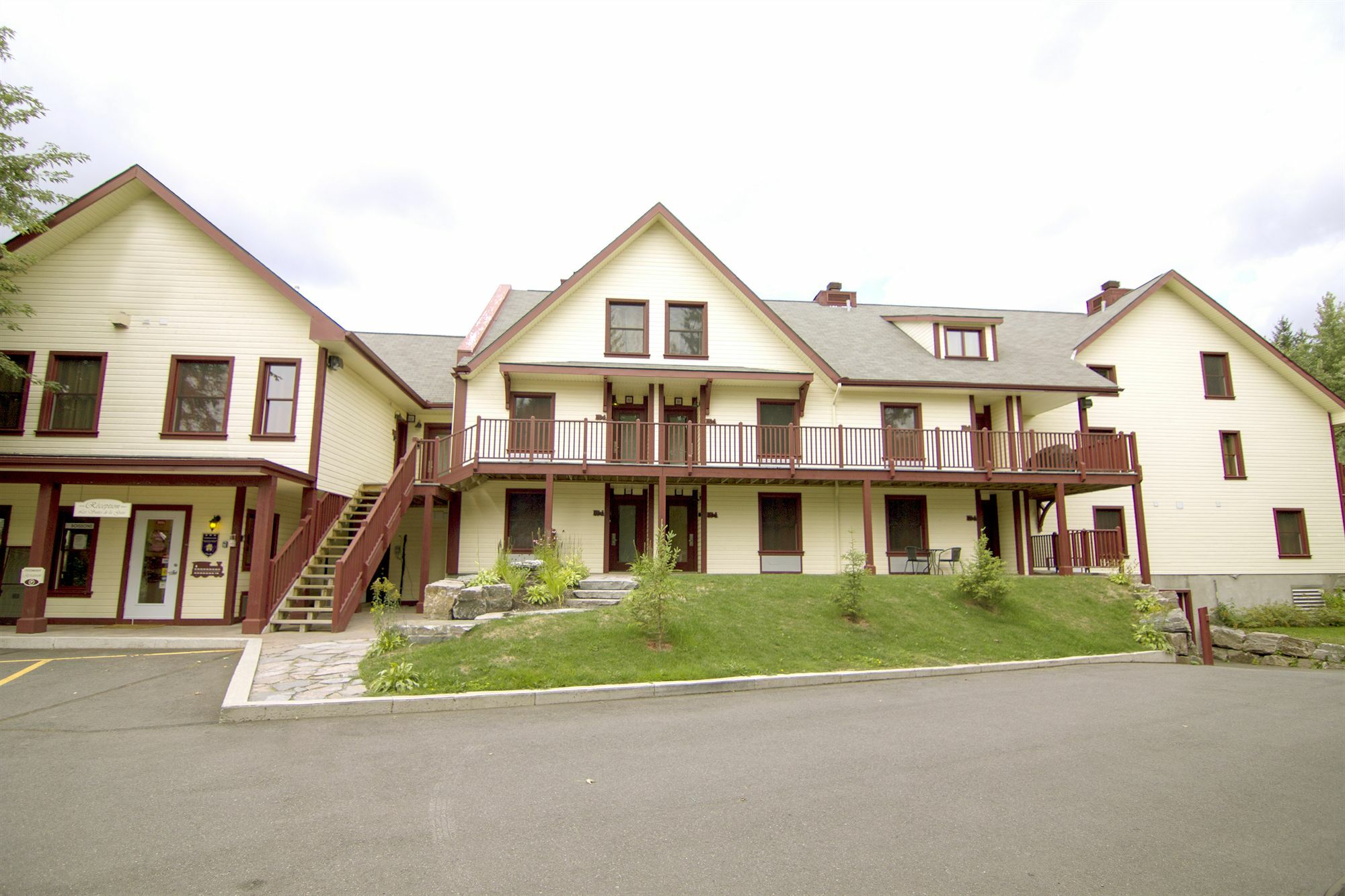 Suites De La Gare - Location Adp Mont-Tremblant Exterior foto